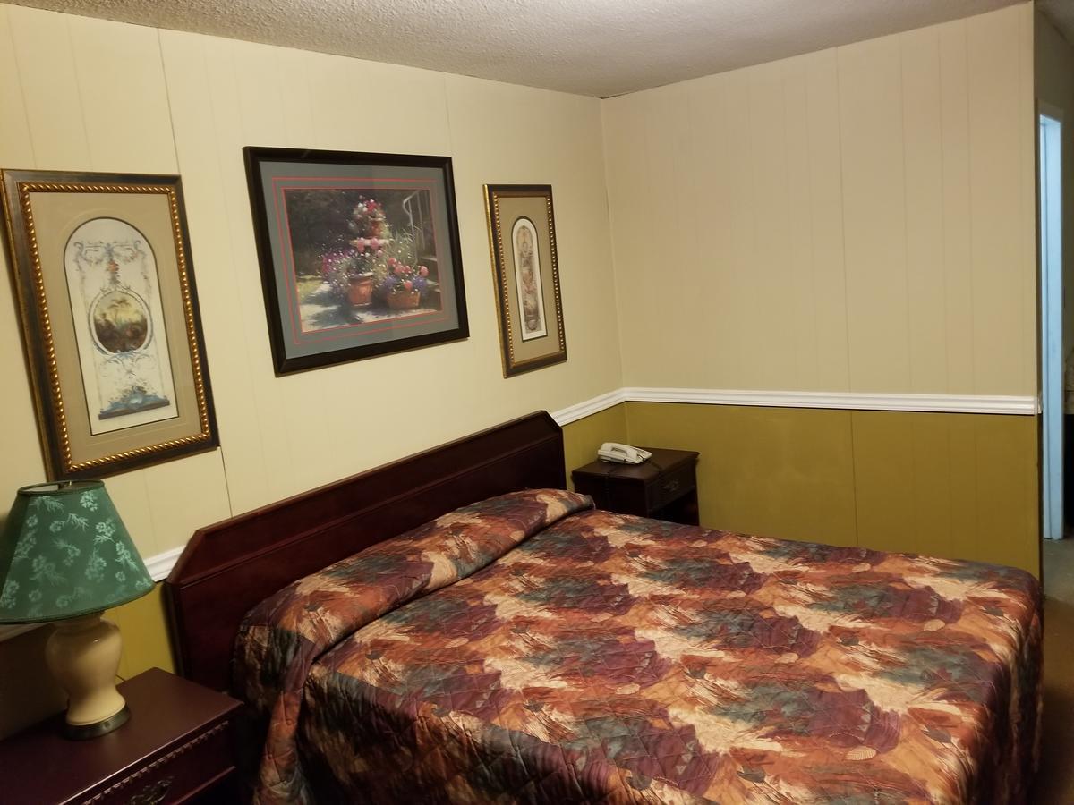 Twin Oaks Motel Orono Buitenkant foto
